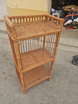 Estantería de mimbre de 3 baldas