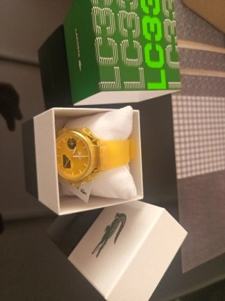 Reloj Lacoste Amarillo