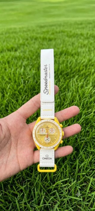 Omega x Swatch Speedmaster Moonwatch Amarillo