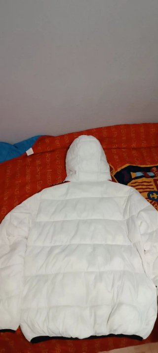 Chaqueta acolchada plumas Hype Youth blanca