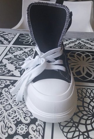 Zapatillas altas de lona y plataforma T37 (NUEVAS)