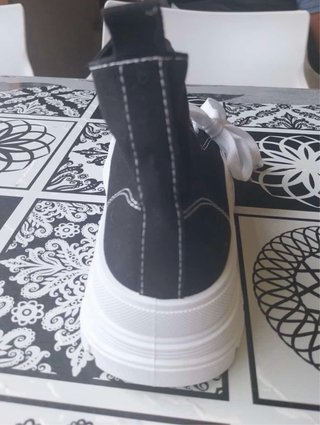 Zapatillas altas de lona y plataforma T37 (NUEVAS)