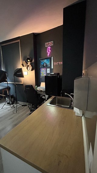 Alquiler de tattoo estudio en centro torremolinos