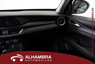 Alfa Romeo STELVIO 2.2 D TURBO AUTO