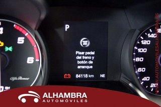 Alfa Romeo STELVIO 2.2 D TURBO AUTO
