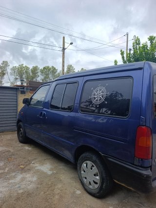 Nissan Vanette 1998