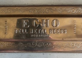 Armónica M. Hohner Echo Bell Metal