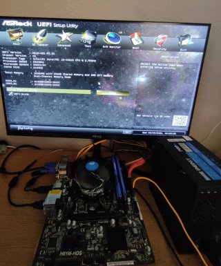 Placa ASRock H81M-HDS + i5 + 16GB RAM + 700W