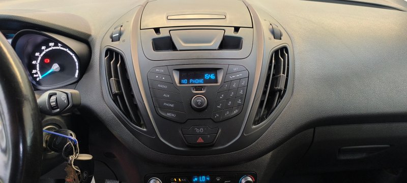 Ford Transit Courier 2023, foto 9
