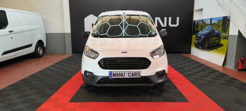 Ford Transit Courier 2023, foto 5