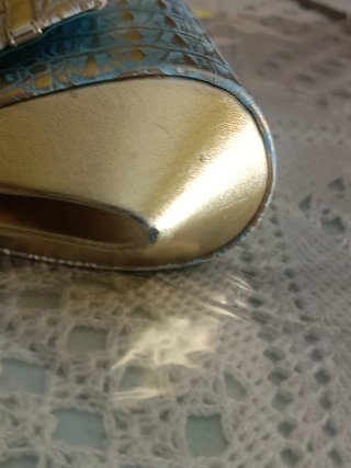 Bolsos de fiesta: azul y dorado, de flores platead
