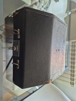 Máquina de escribir Torpedo antigua