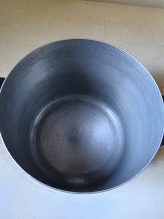 Pentola in alluminio con due manici diam 18 cm