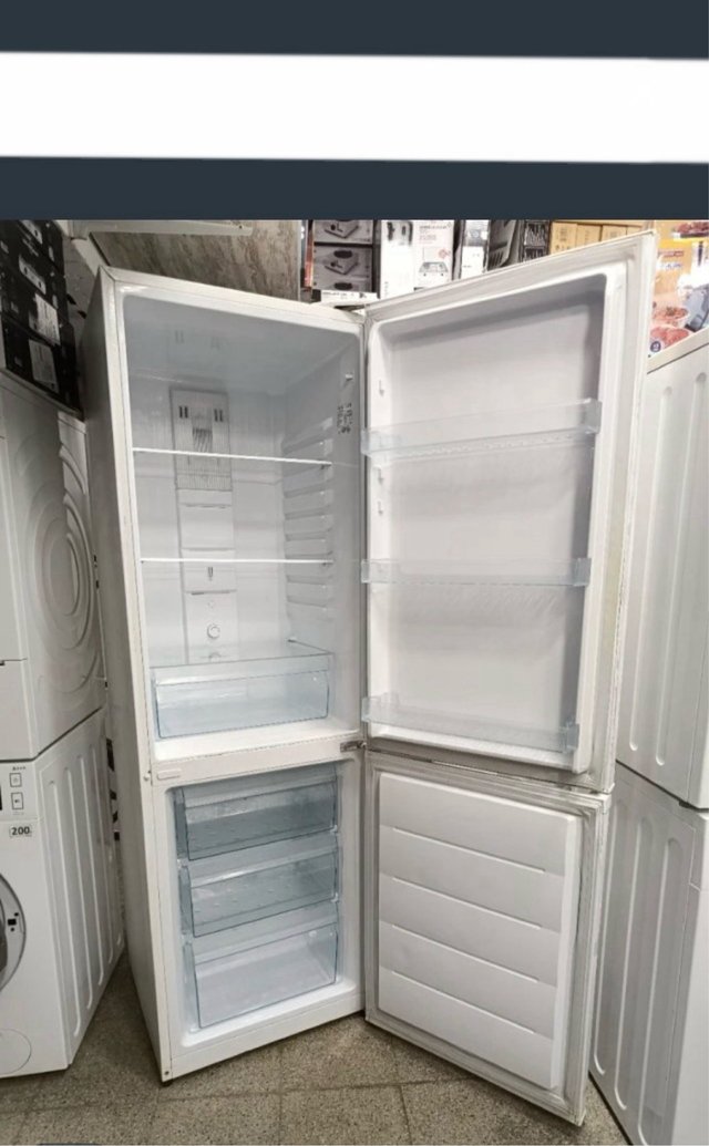 Frigorífico DAEWOO COMBI 185cm NO FROST