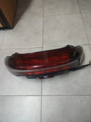 Piloto trasero Yamaha Majesty 250 (2000-2004)