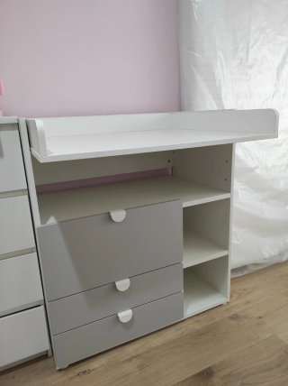Cambiador Bebé Ikea Blanco y Gris