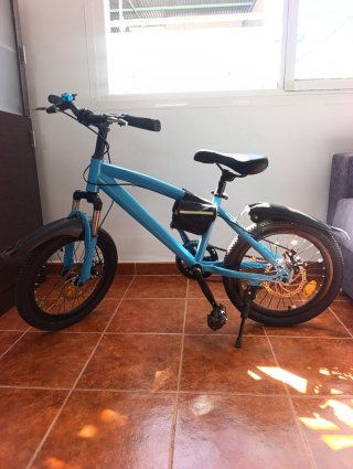 Bicicleta infantil azul
