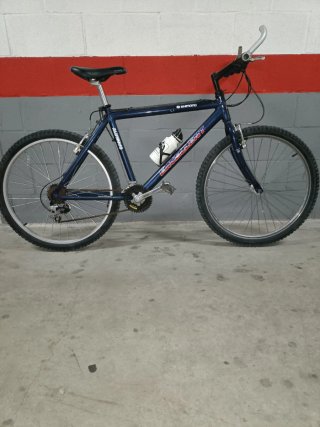 Bicicleta BH Aluminio 21V Shimano