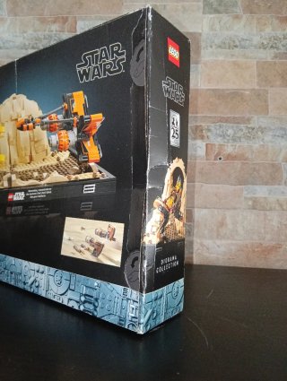 LEGO Star Wars Mos Espa Podrace Diorama