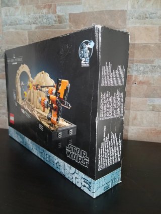 LEGO Star Wars Mos Espa Podrace Diorama