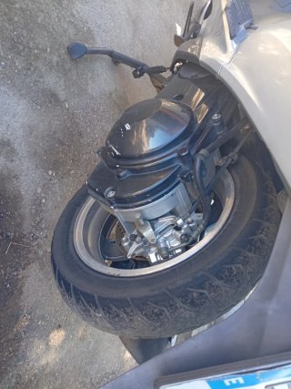 Suzuki Burgman 250cc Maxi Scooter