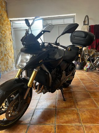 Honda CB 600 Hornet Negra