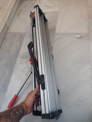 Cortadora de azulejo profesional rubí
