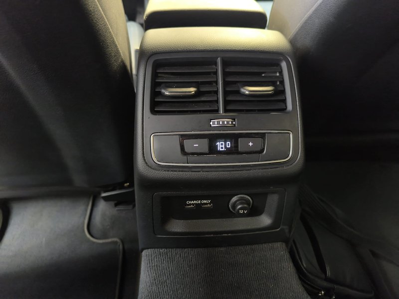 Audi A5 2023, foto 12