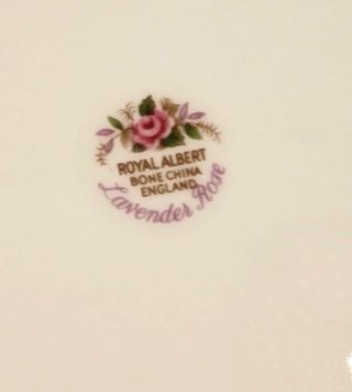 Vajilla Royal Albert Lavender Rose Filo Oro