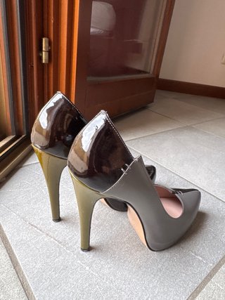 Scarpe con tacco eleganti