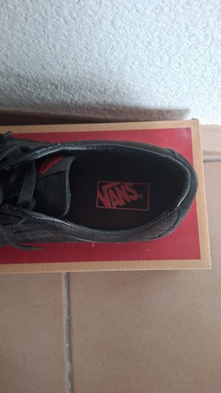 Vans Sk8-Low Negro Talla 43 EU Con caja original