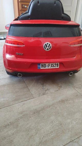 Coche eléctrico infantil VW Golf GTI Rojo
