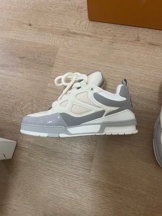 LV Skate bianche e grigie taglia 42