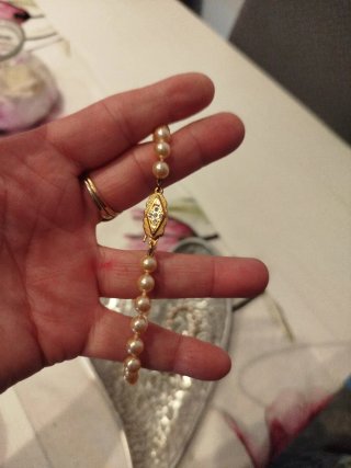 Conjunto collar y pulsera perlas doradas