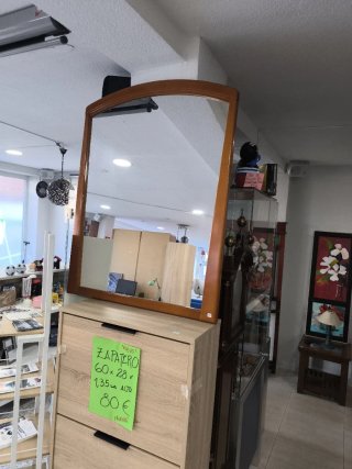 Juego de Cajonera, Mesas de noche, cabecero y espe