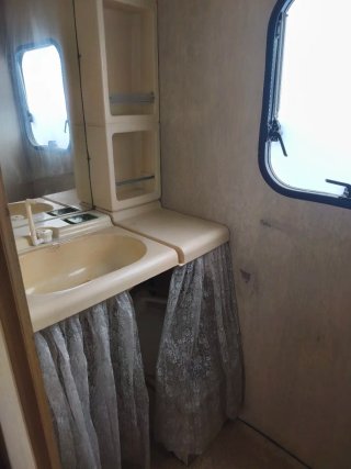 Caravana Adria Optima <750kg