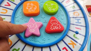Mesa de actividades musicales y táctiles para bebé