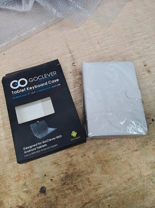Custodia Cover Con Tastiera Tablet 7 Pollici