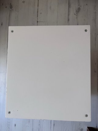 Cajonera Mesita Noche Blanca con Tiradores Azules