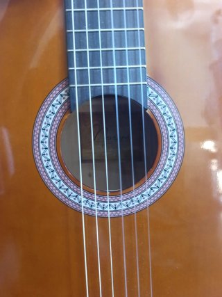 Guitarra Clásica Navarra Usada
