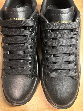 Alexander McQueen negras talla 42