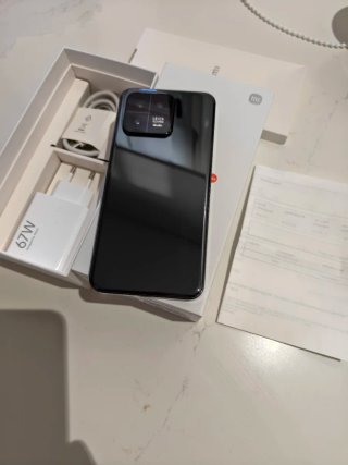 Xiaomi 13 Negro 8gigas de ram 256GB de rom