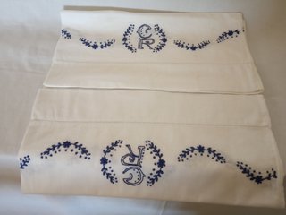 Juego Sábanas Antiguas Bordadas CR