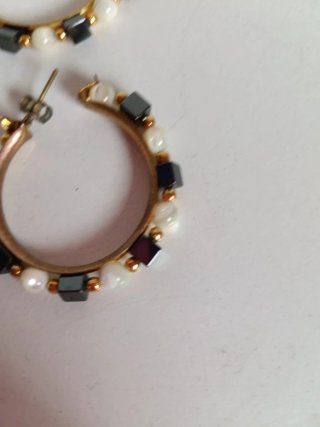 Pendientes vintage dorados con perlas