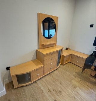 Muebles dormitorio madera clara