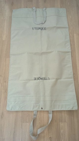 Portatrajes Uterqüe Beige