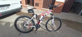 Bicicleta de Montaña BH Peak Blanca y roja