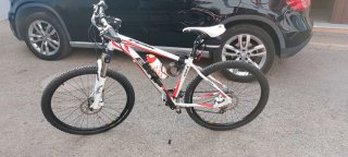 Bicicleta de Montaña BH Peak Blanca y roja