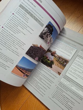 Voyaye c1 workbook+ coursebook