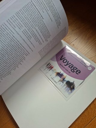 Voyaye c1 workbook+ coursebook